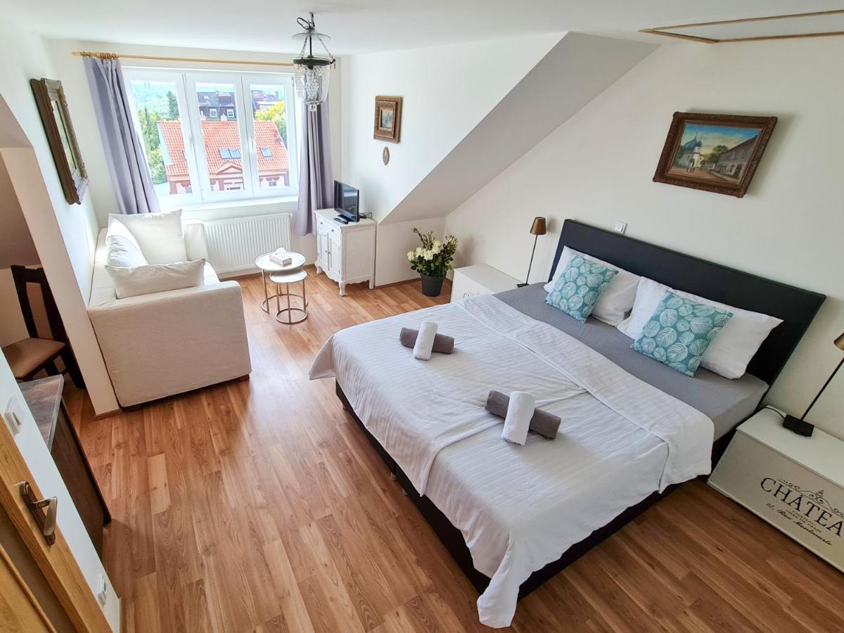 Břevnov Apartamento *